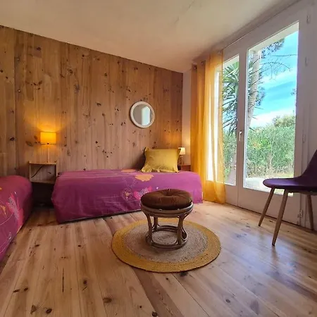 La Boheme, Route De Pinarello *