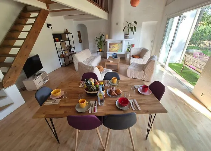 La Boheme, Route De Pinarello *